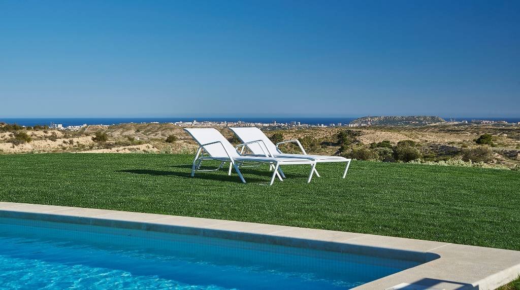 Villa lujosa de 4 dormitorios y 4 baños con piscina privada y fantásticas vistas panorámicas