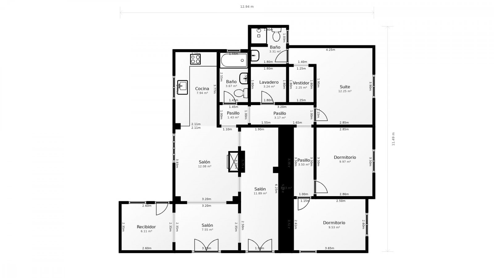 Villa de estilo mediterráneo con 3 dormitorios, 2 baños y piscina privada a tan solo 300 m del mar