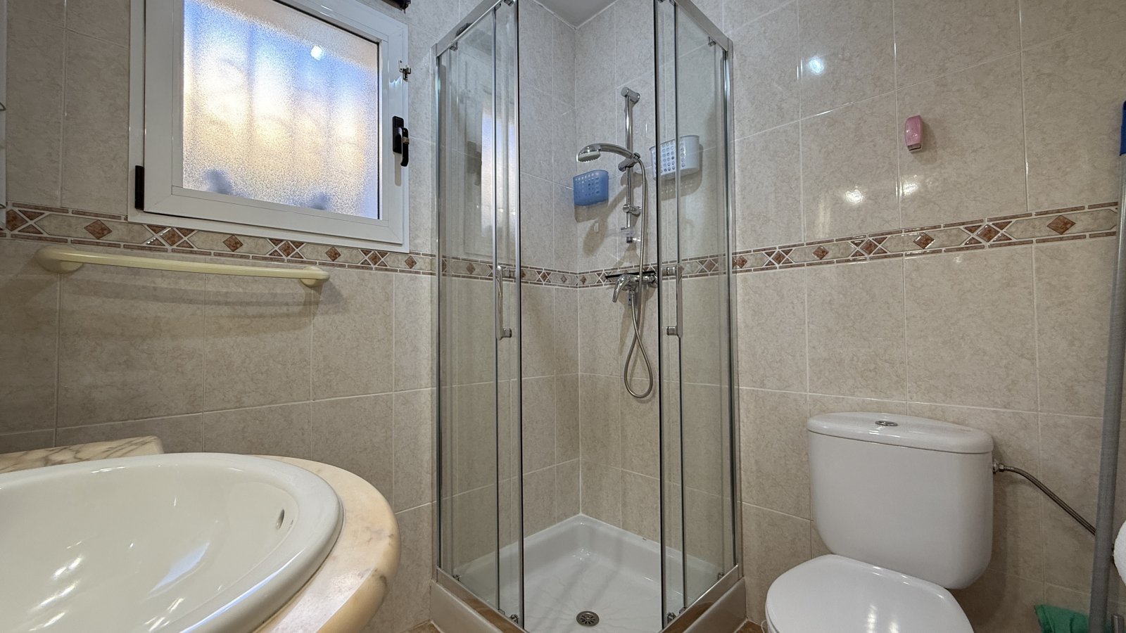 Villa soleada de 3 dormitorios con piscina