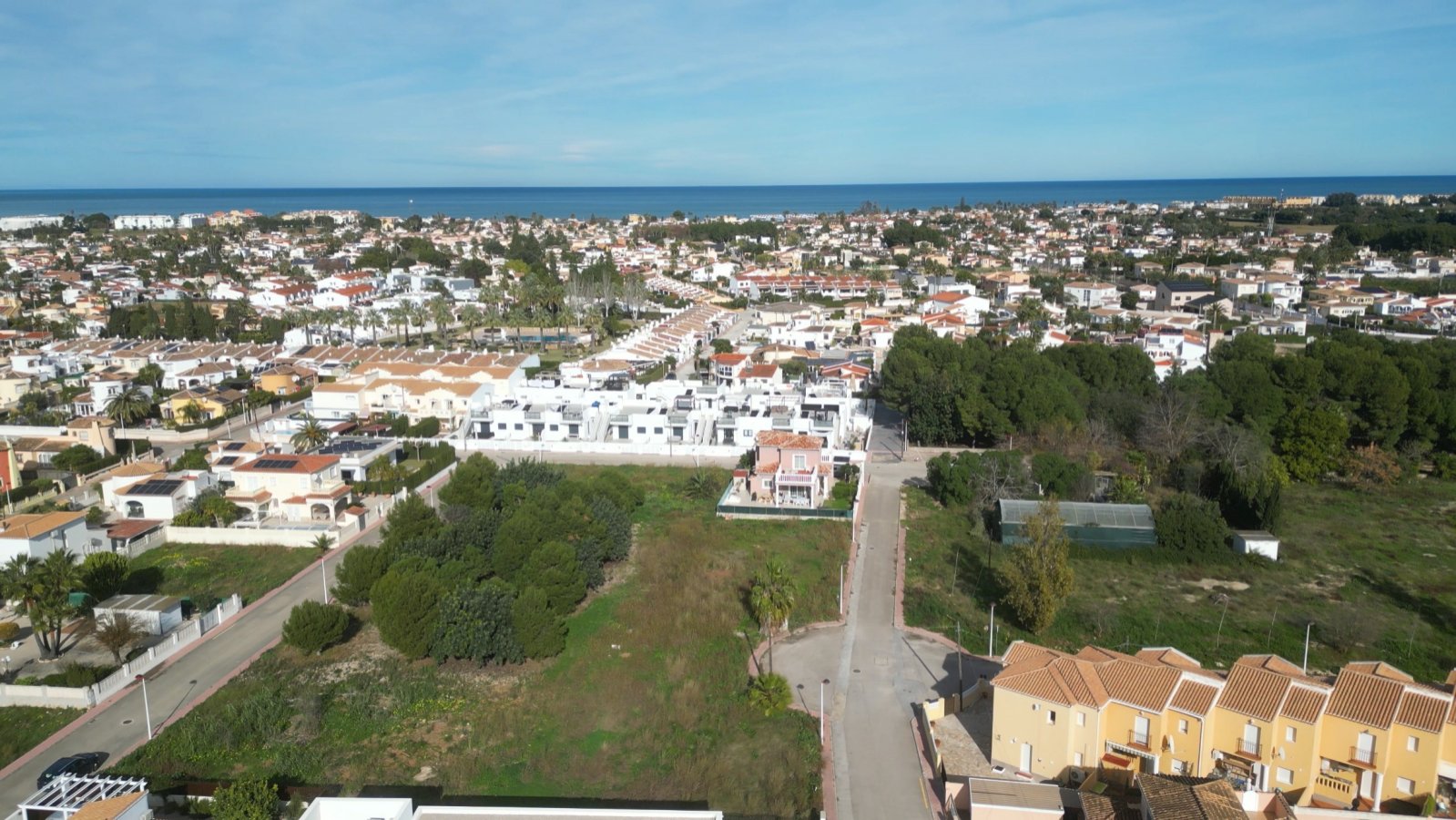 Villa soleada de 3 dormitorios con piscina