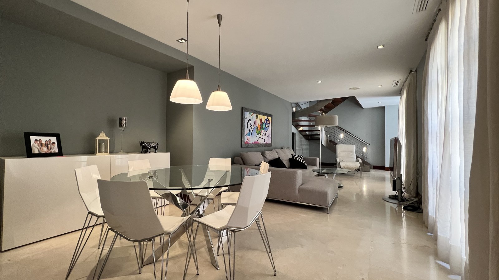 Propiedad de inversión de alto nivel: Casa de pueblo tradicional con múltiples posibilidades de uso en el centro de Pego