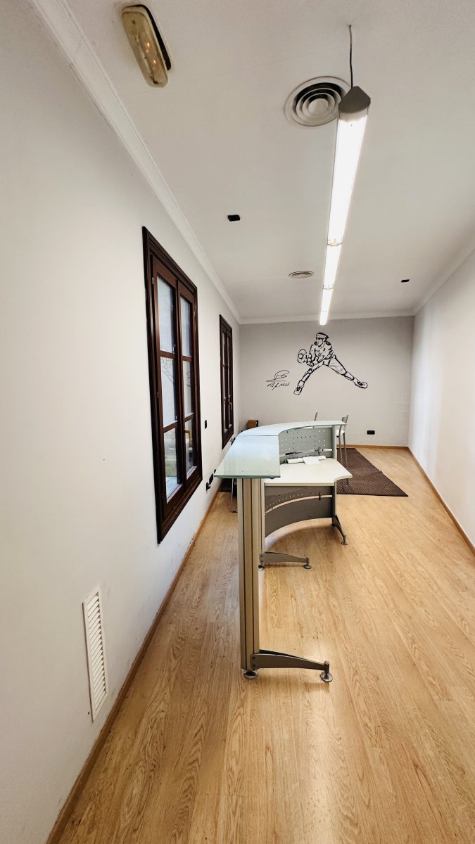 Propiedad de inversión de alto nivel: Casa de pueblo tradicional con múltiples posibilidades de uso en el centro de Pego