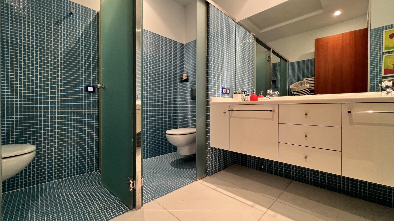 Propiedad de inversión de alto nivel: Casa de pueblo tradicional con múltiples posibilidades de uso en el centro de Pego