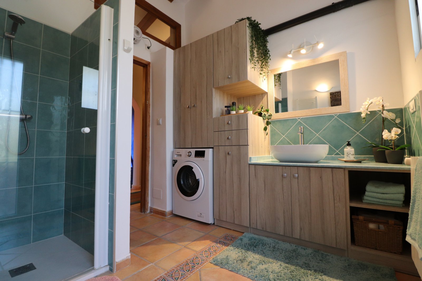 Impresionante propiedad de campo con 7 dormitorios, 5 baños, piscina privada y hermosas vistas en una gran parcela