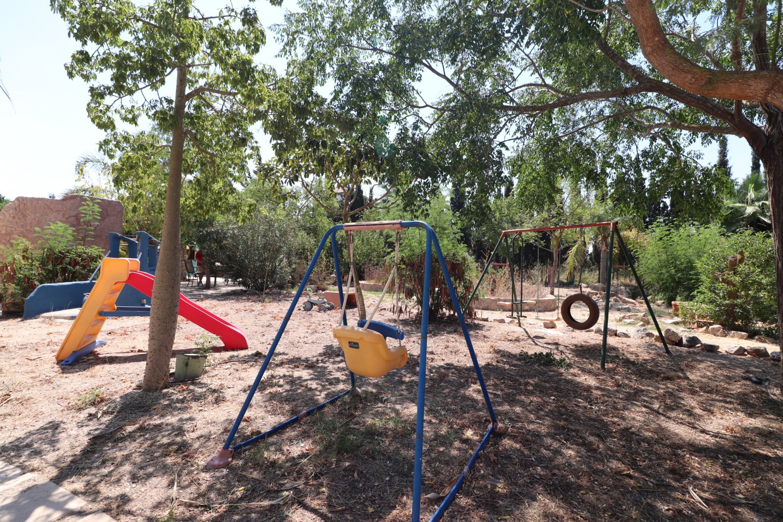 Impresionante propiedad de campo con 7 dormitorios, 5 baños, piscina privada y hermosas vistas en una gran parcela