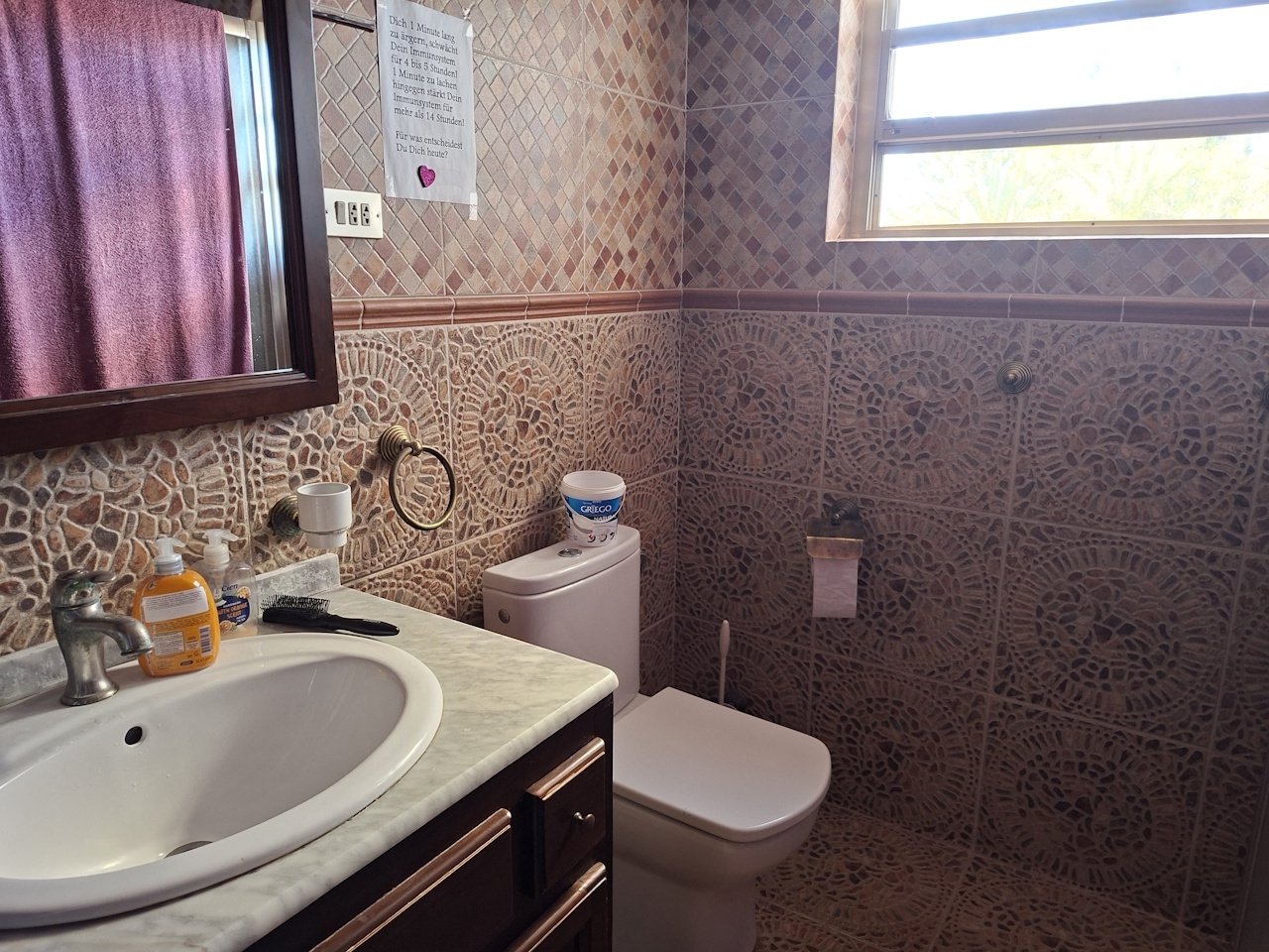 Villa con casa de invitados, piscina privada y fantásticas vistas al mar