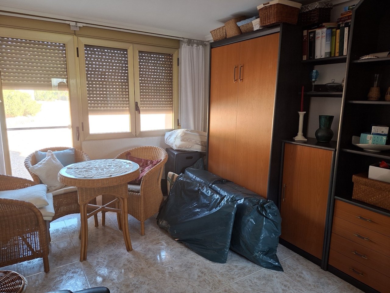 Villa con casa de invitados, piscina privada y fantásticas vistas al mar