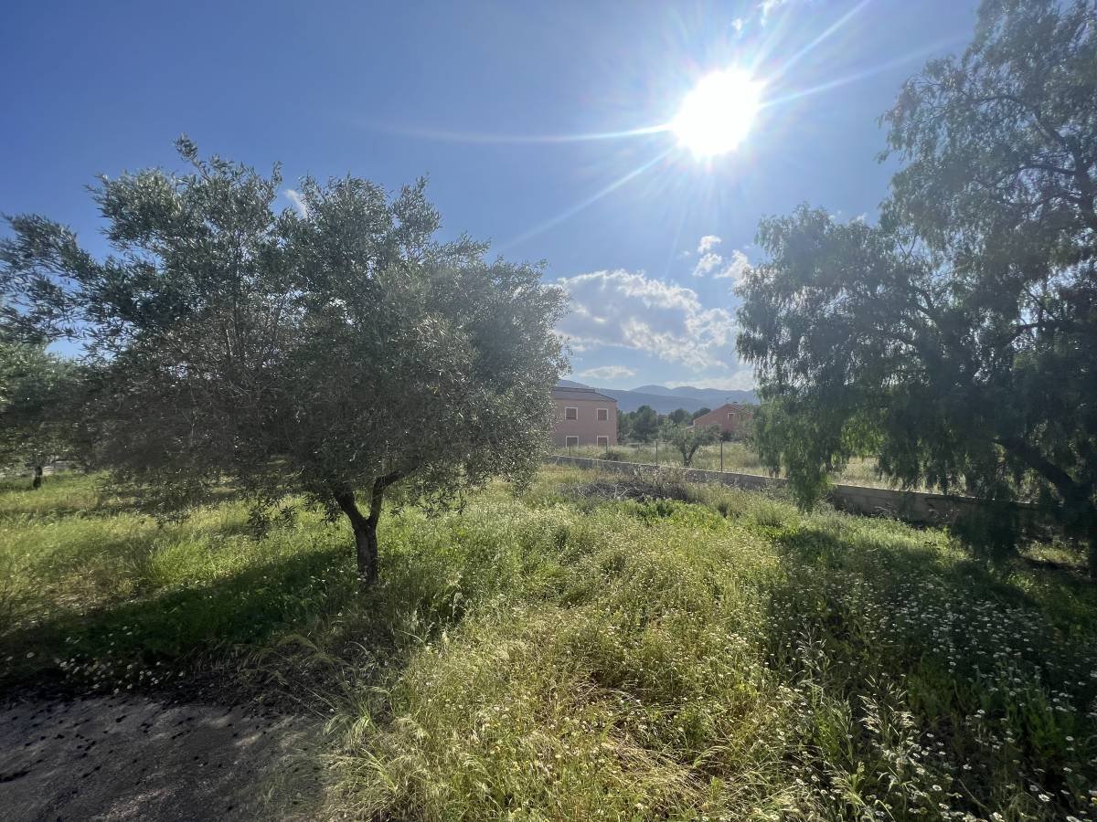 Chalet independiente de 3 dormitorios y 2 baños