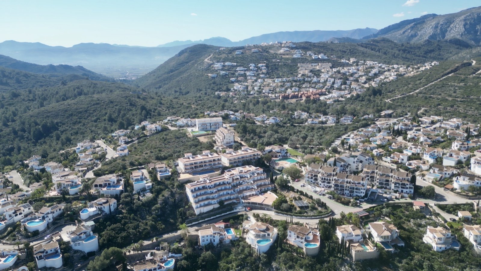 Bonito apartamento con impresionantes vistas, plaza de aparcamiento y zonas comunes