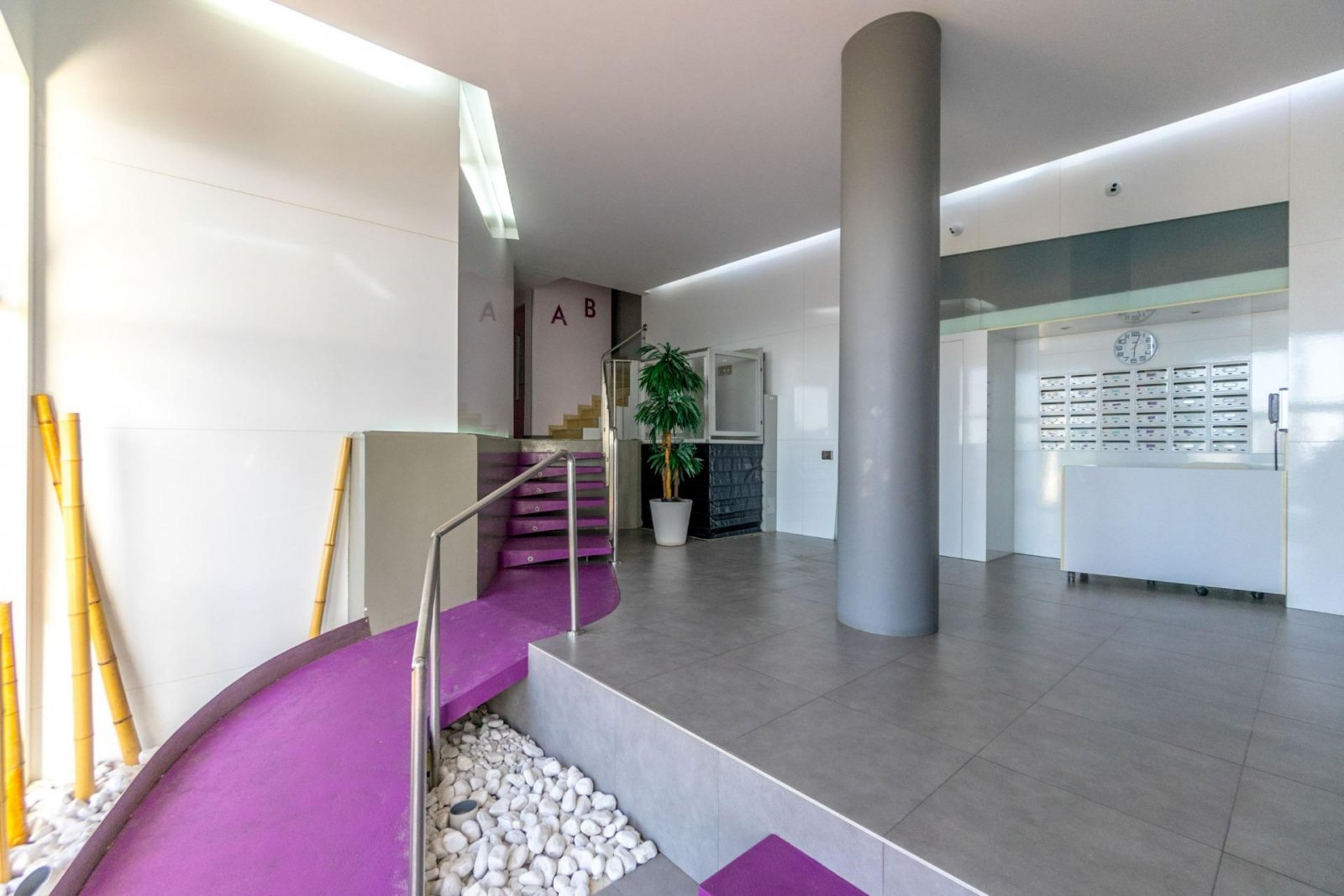 Espectacular apartamento con vistas frontales a la Playa del Cura