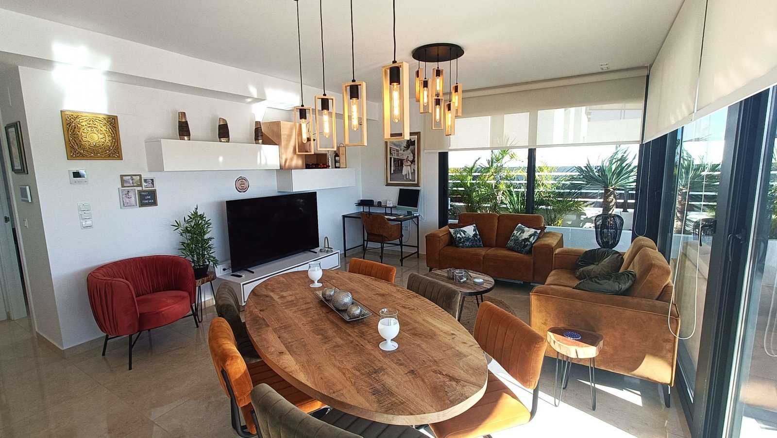 Impresionante villa de 3 dormitorios, 3 baños, azotea, piscina privada y fantásticas vistas en La Finca Golf and Spa Resort