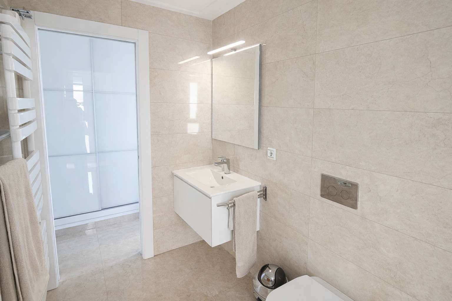 Impresionante villa de 3 dormitorios, 3 baños, azotea, piscina privada y fantásticas vistas en La Finca Golf and Spa Resort