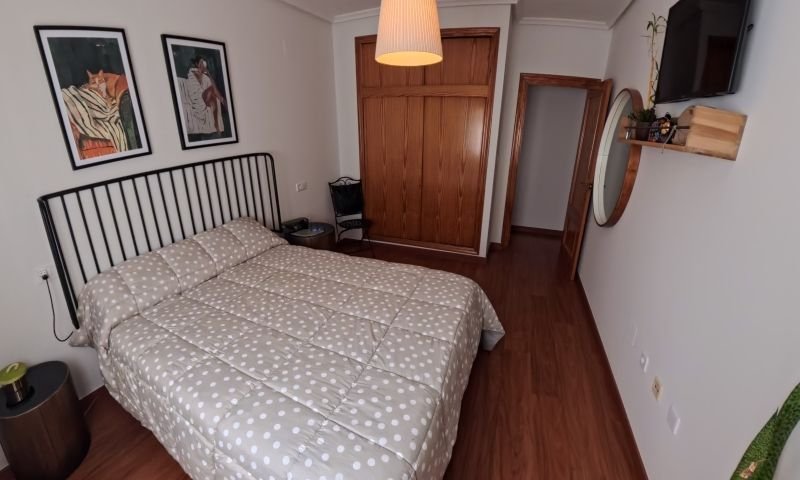EEspectacular y espacioso apartamento en planta baja con 2 dormitorios, 2 baños y vistas a la piscina
