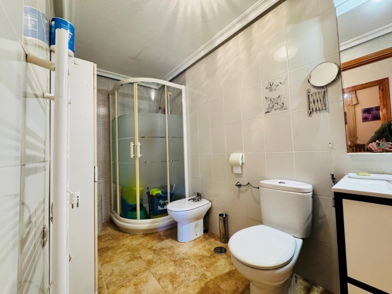 Apartamento de 2 dormitorios y 1 baño a solo 200 m de la playa