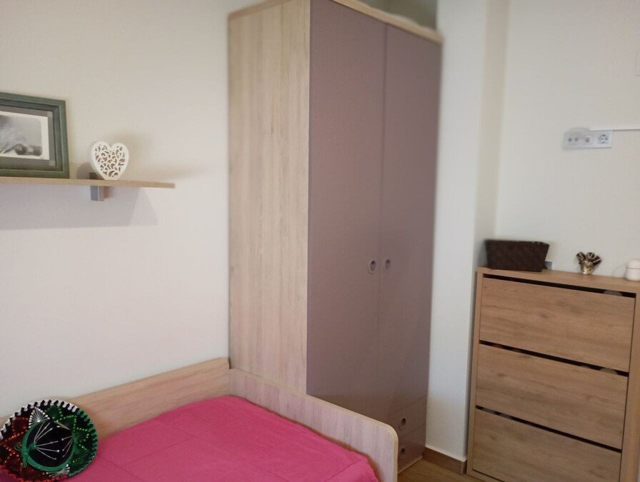 Villa exclusiva con 3 dormitorios, 2 baños, garaje y piscina privada
