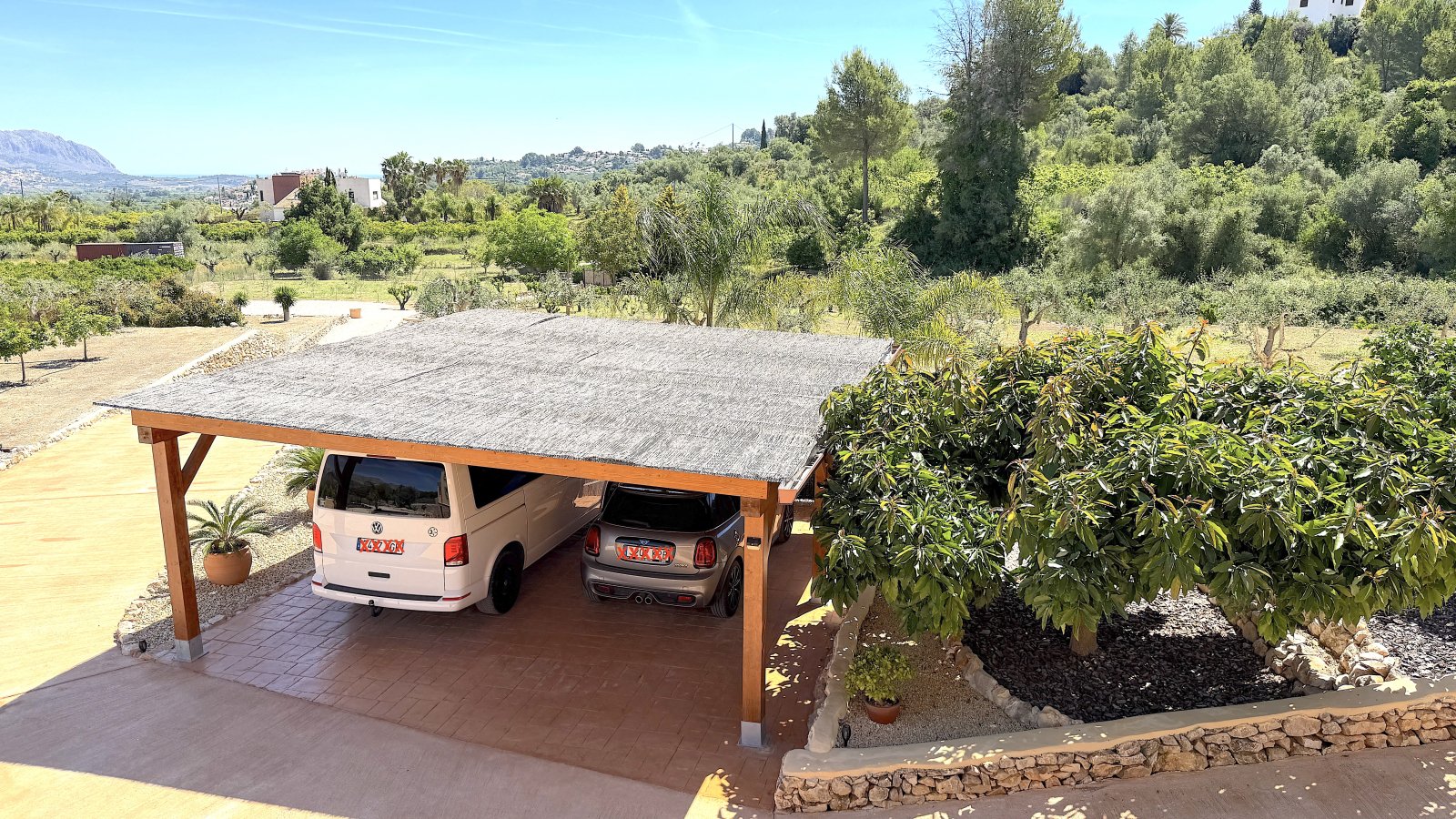 Una propiedad de ensueño con un amplio terreno y total privacidad cerca de Denia, Oliva y Jávea