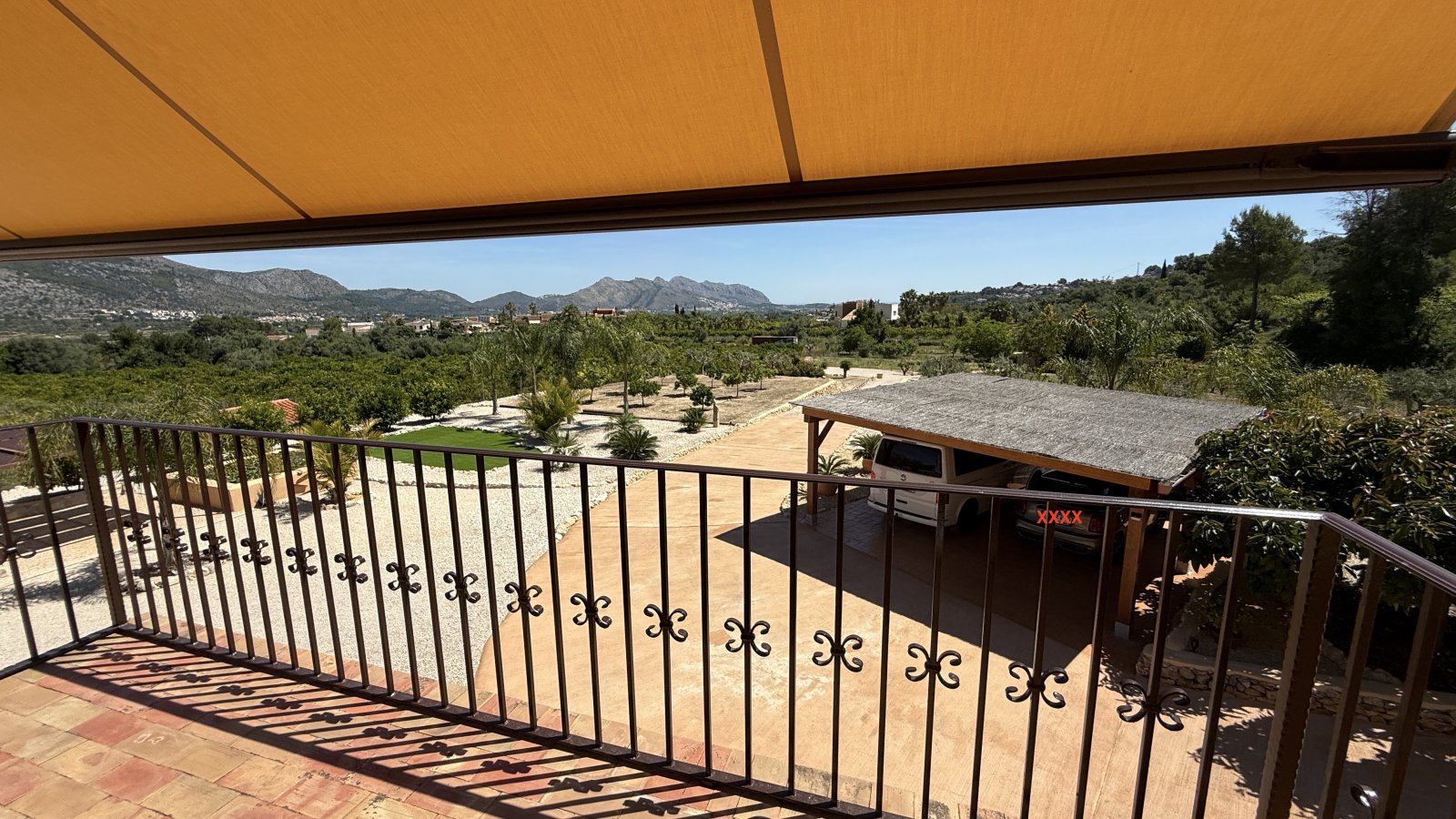 Una propiedad de ensueño con un amplio terreno y total privacidad cerca de Denia, Oliva y Jávea