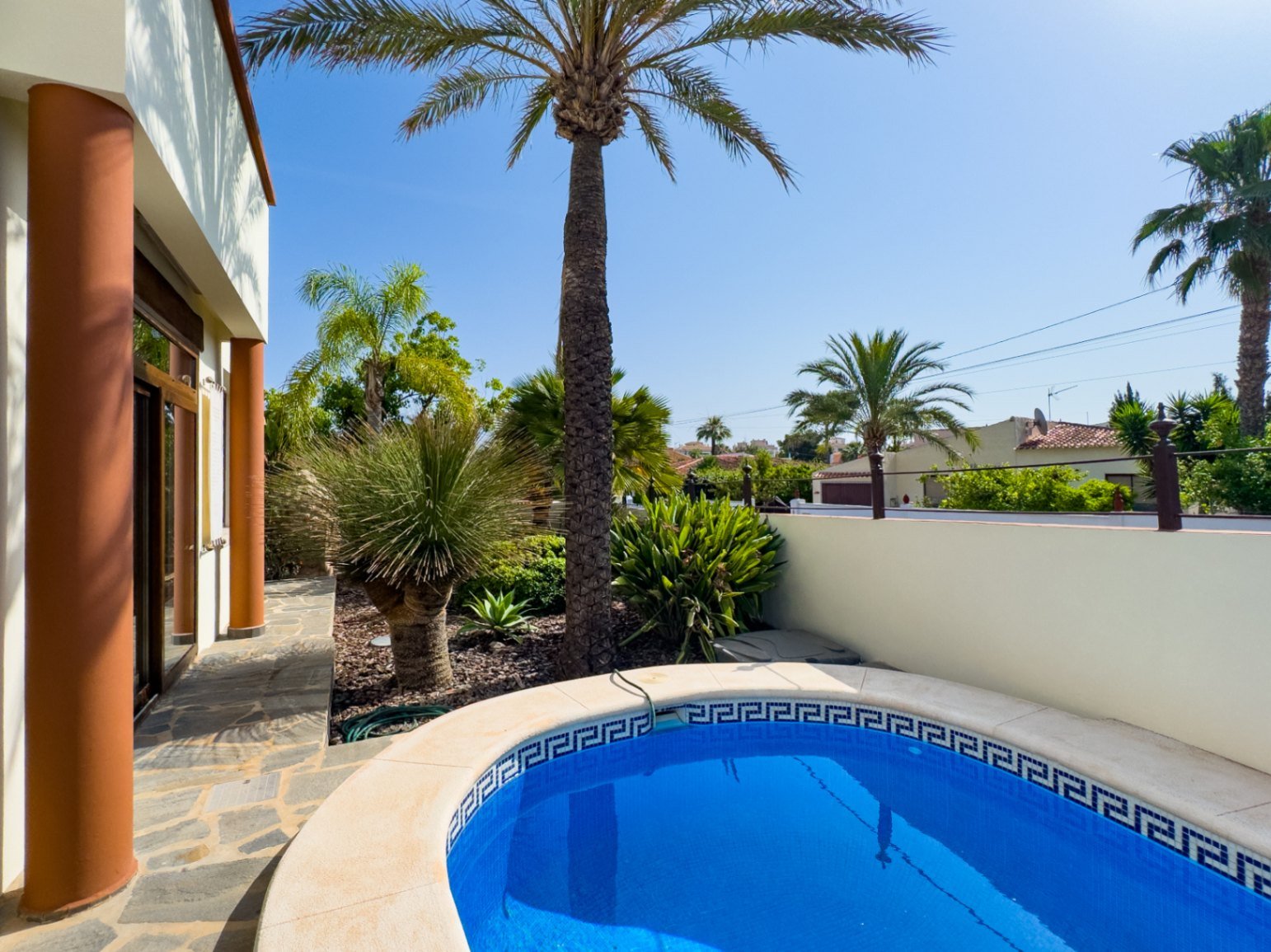 Villa espaciosa a pocos pasos del corazón de Albir y a 920 metros de la playa