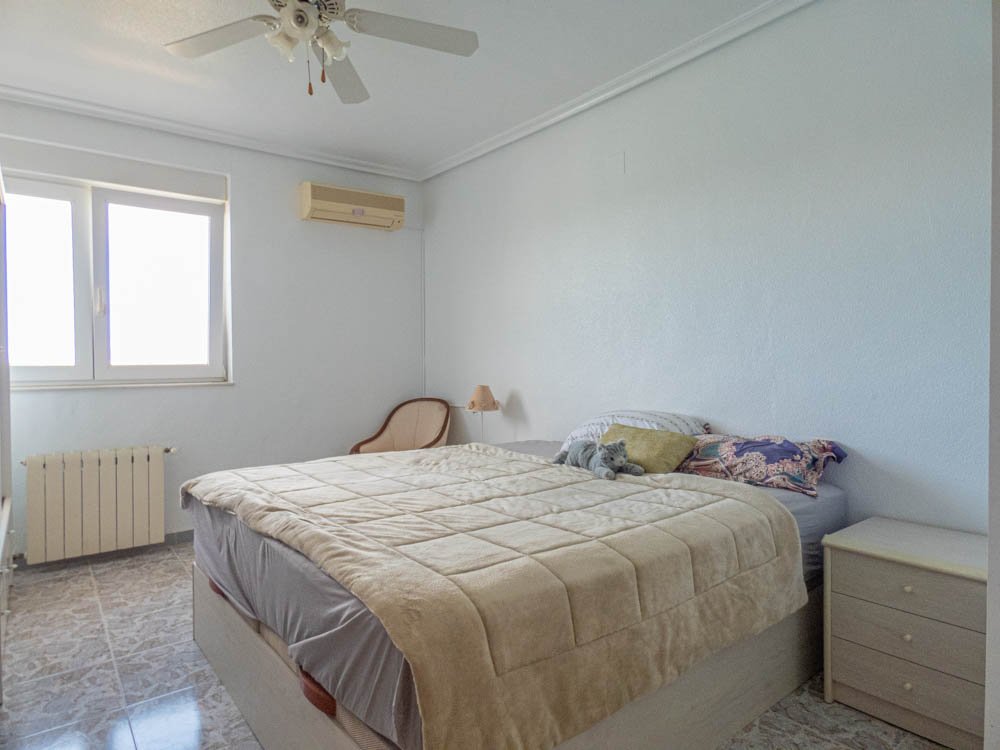 Preciosa villa rural renovada con 7 dormitorios, 7 baños, aire acondicionado, calefacción central, garaje doble y piscina privada climatizada