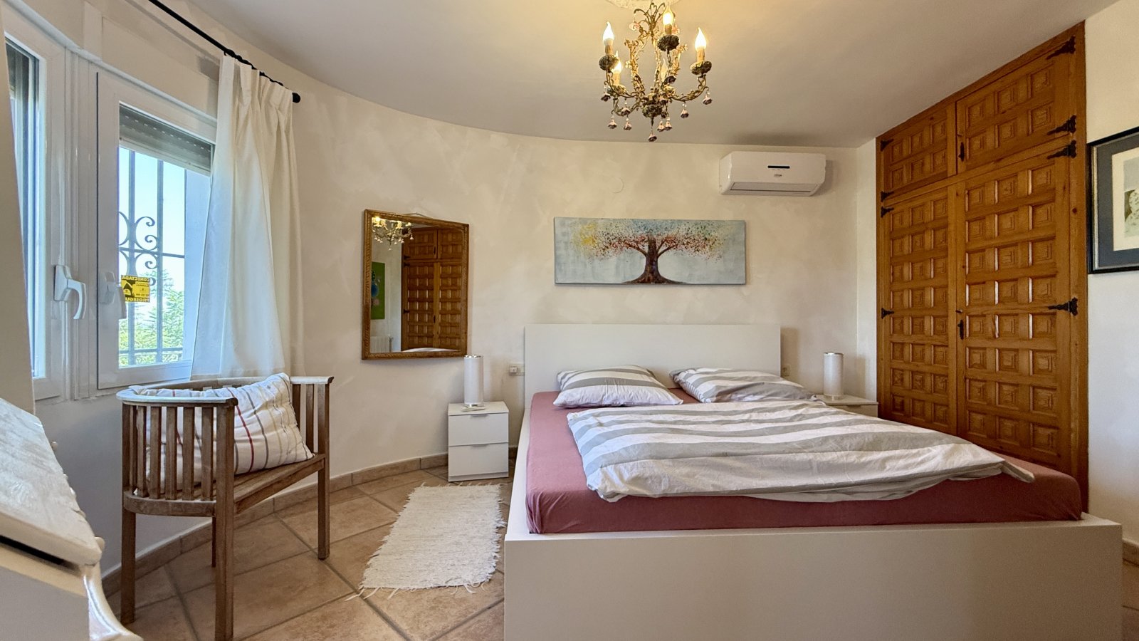 Exclusiva finca mediterránea en Monte Pego con casa de invitados, dos piscinas privadas y un extraordinario potencial