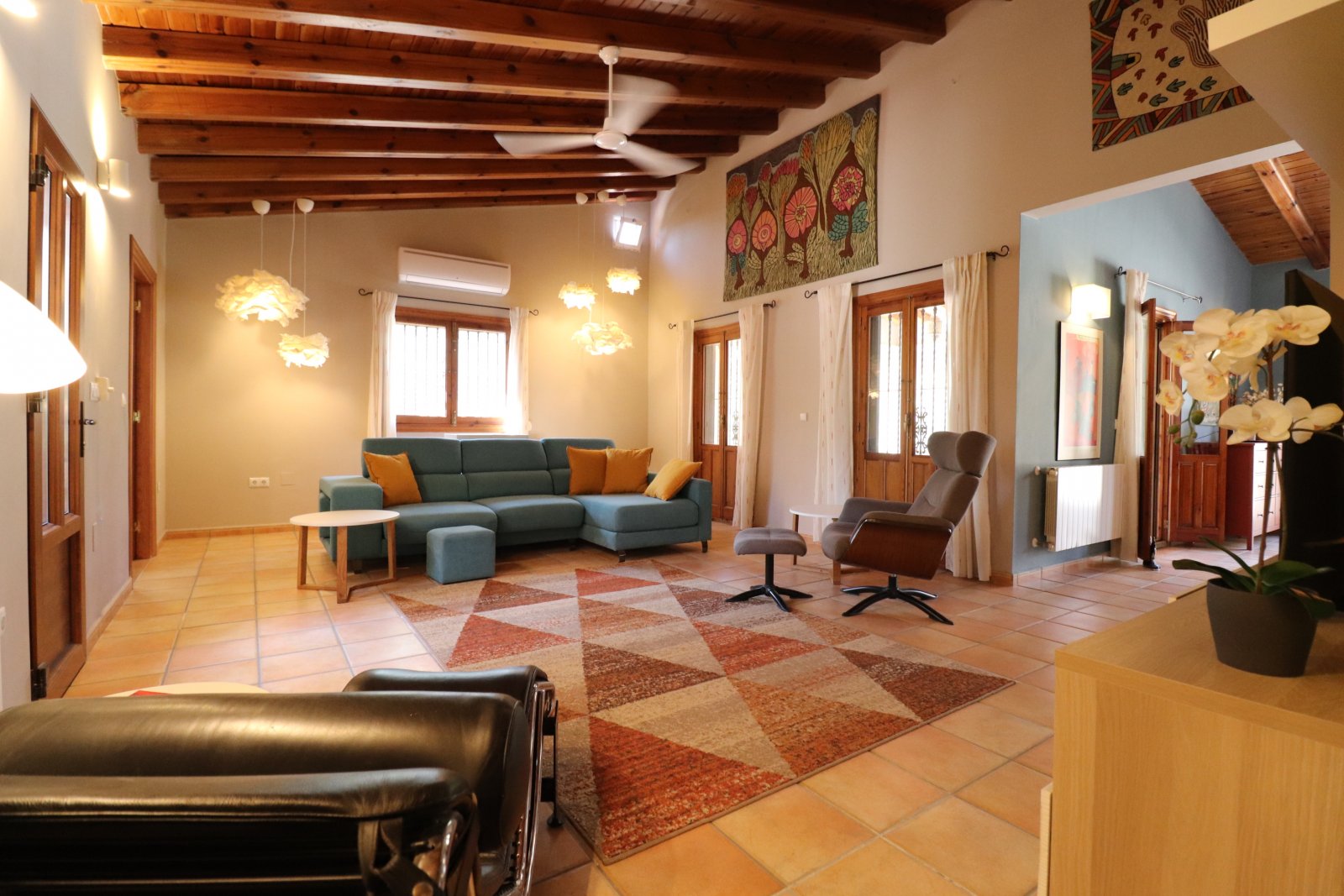 Impresionante propiedad de campo con 7 dormitorios, 5 baños, piscina privada y hermosas vistas en una gran parcela