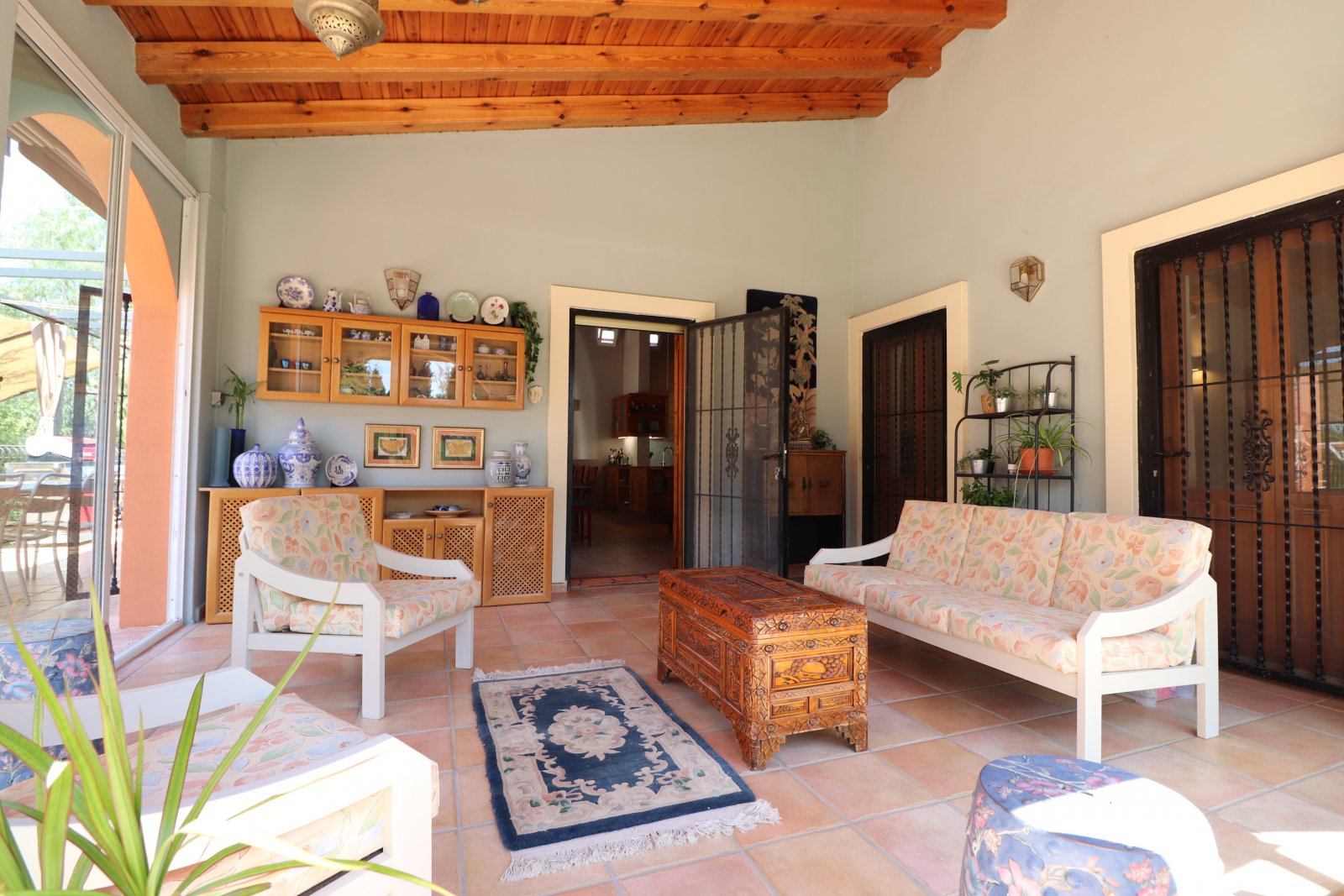 Impresionante propiedad de campo con 7 dormitorios, 5 baños, piscina privada y hermosas vistas en una gran parcela
