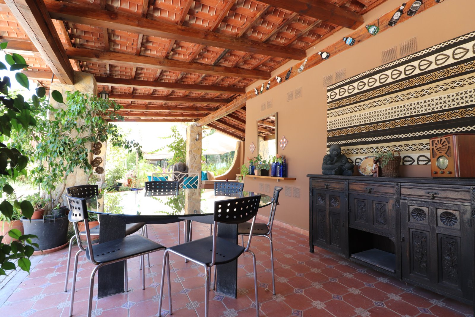 Impresionante propiedad de campo con 7 dormitorios, 5 baños, piscina privada y hermosas vistas en una gran parcela