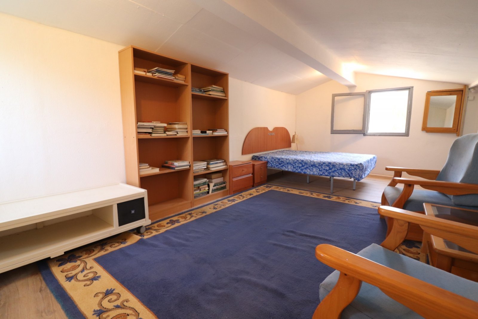 Impresionante propiedad de campo con 7 dormitorios, 5 baños, piscina privada y hermosas vistas en una gran parcela