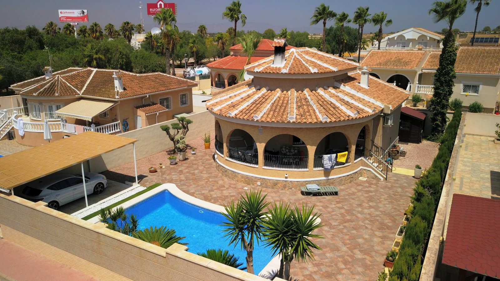 Benijofar: Villa de 3 dormitorios y 2 baños con piscina privada en Monteazul Benijofar: Villa de 3 dormitorios y 2 baños con piscina privada en Monteazul