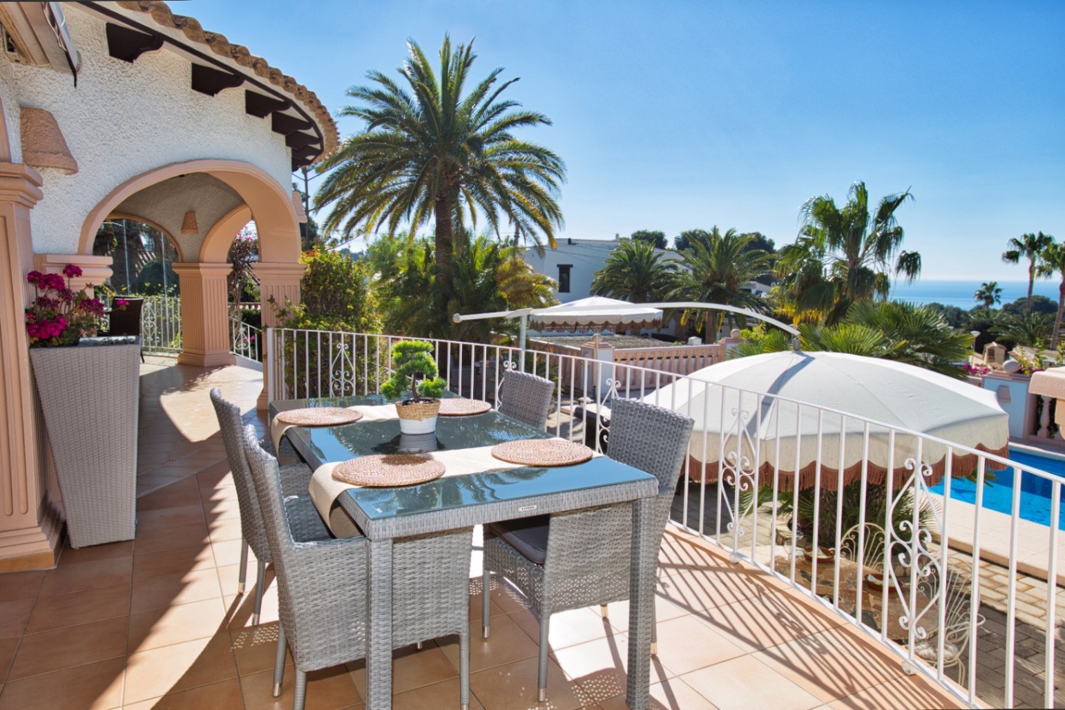 Villa independiente con vistas al mar, piscina y 3 dormitorios en San Jaime