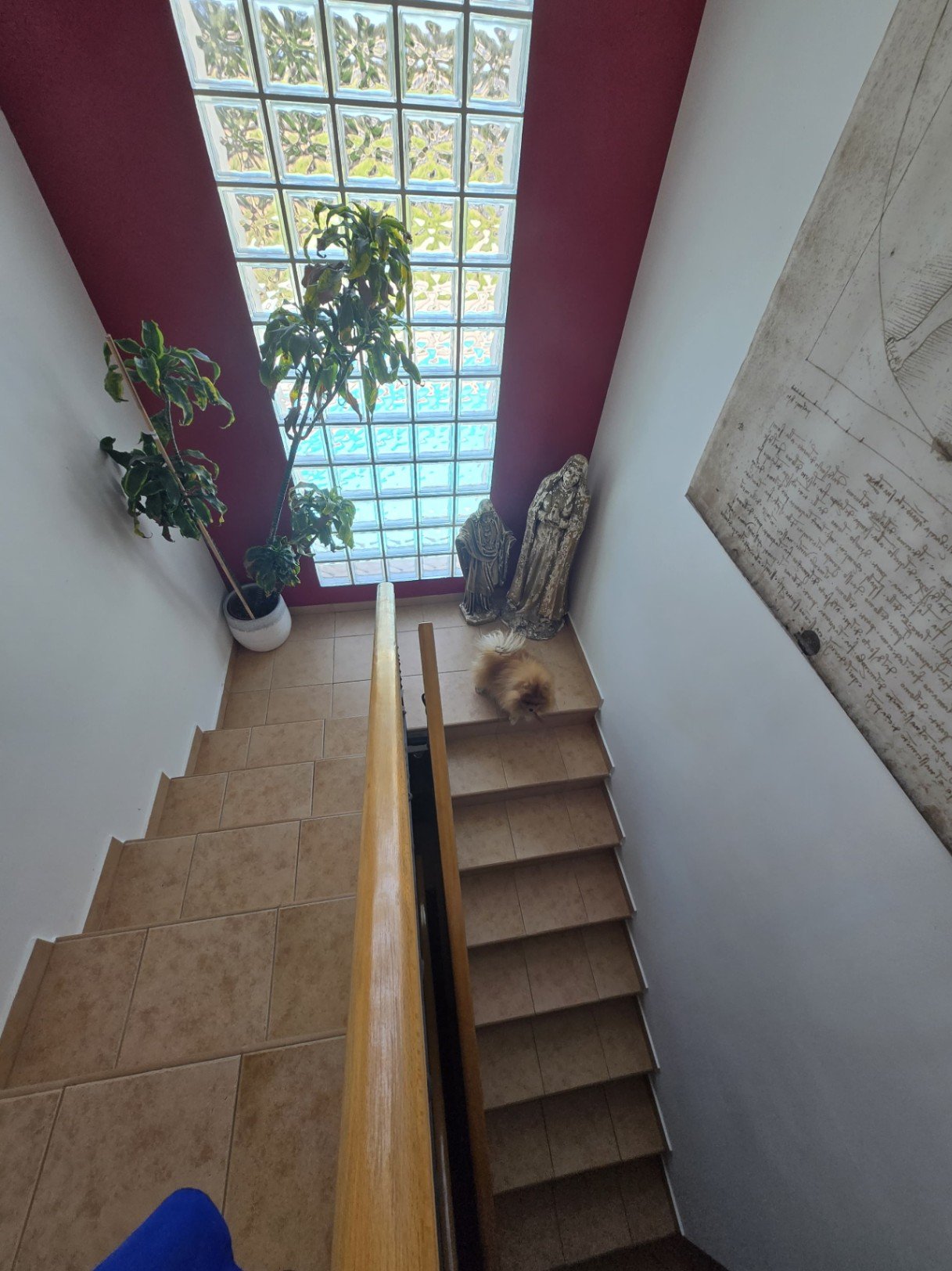 Villa independiente con cuatro dormitorios, piscina privada, vistas panorámicas, amplio garaje y diversas terrazas