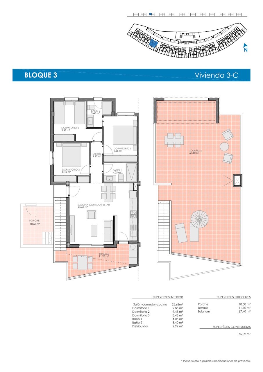 Bungalows altos de 3 dormitorios y 2 baños con solárium, vistas al mar, parking privado y piscina comunitaria en el campo de Golf Lo Romero
