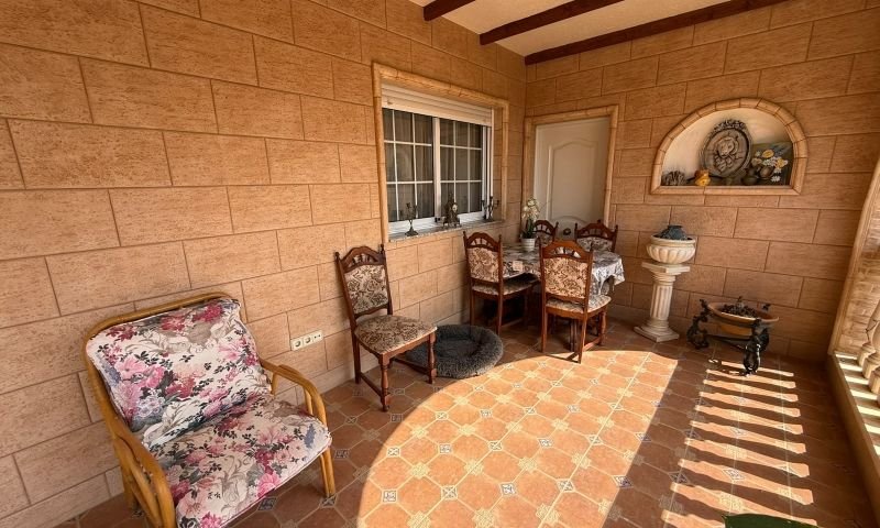 Magnífico chalet individual con 5 dormitorios y 6 baños