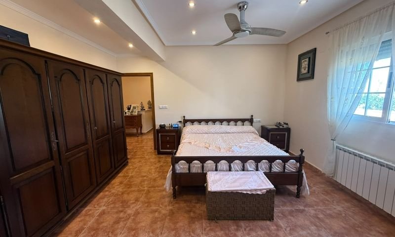 Magnífico chalet individual con 5 dormitorios y 6 baños
