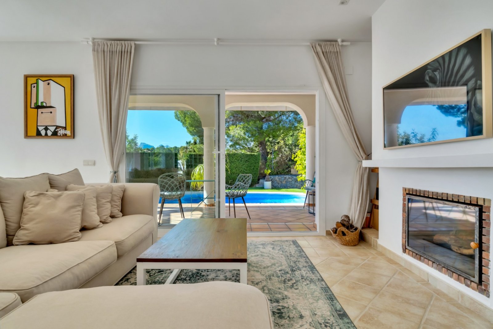 Villa Mediterránea con Piscina Calentada y Privacidad Cerca del Golf de Altea