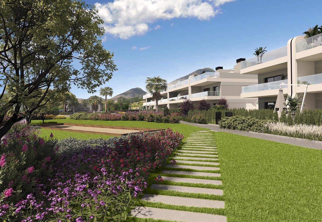 Bungalows altos de 3 dormitorios y 2 baños con aire acondicionado, parking privado y piscina comunitaria en el corazón de La Manga Club