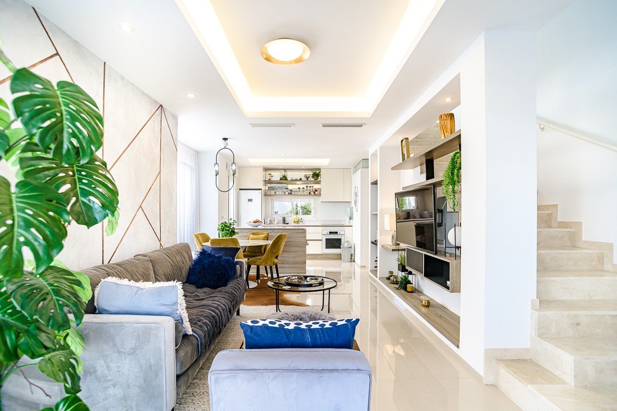 Villa pareada exclusiva en Ciudad Quesada: vida moderna en una ubicación privilegiada