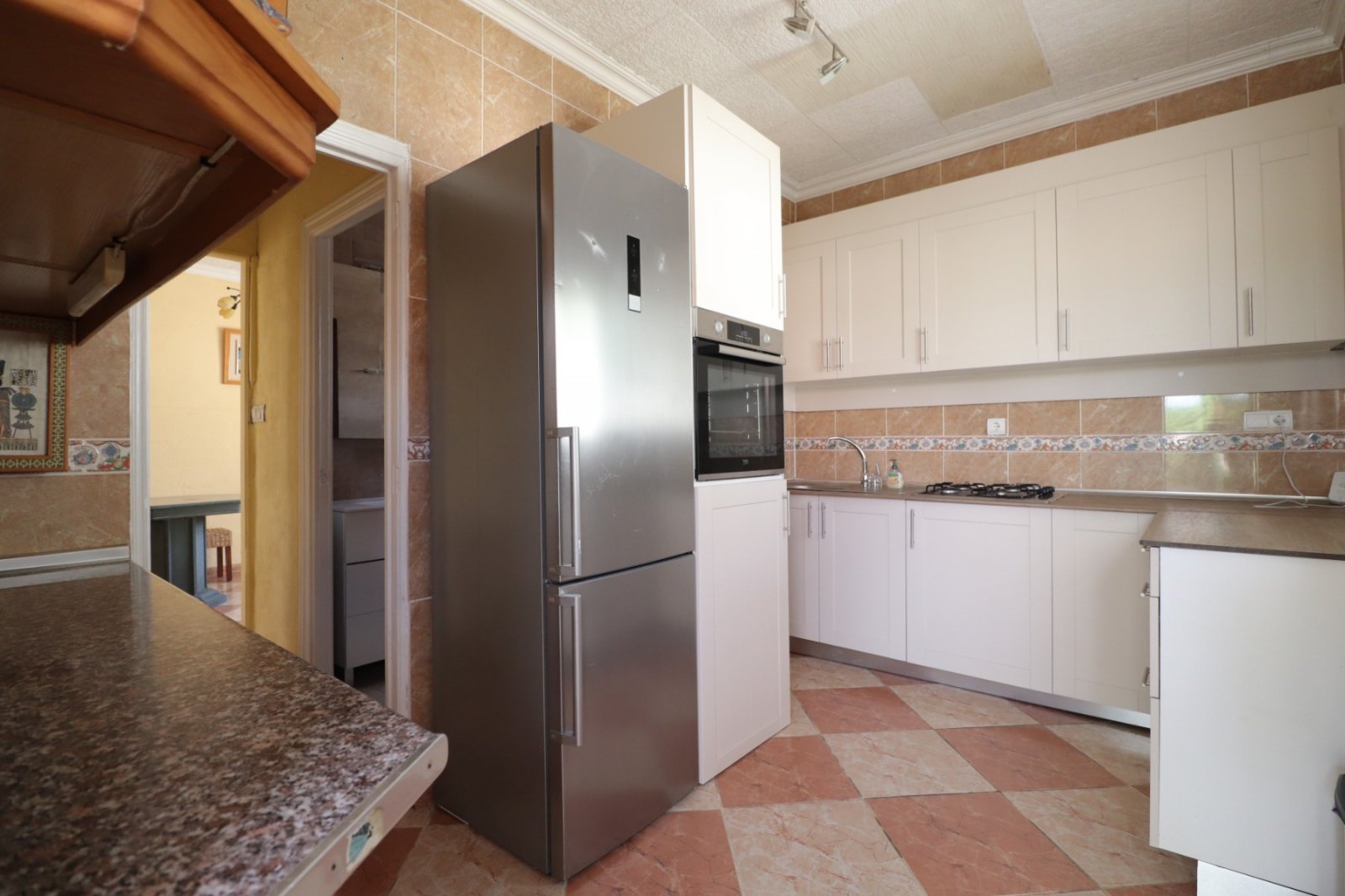 Villa rural independiente de 4 dormitorios y 2 baños con piscina privada en Heredades