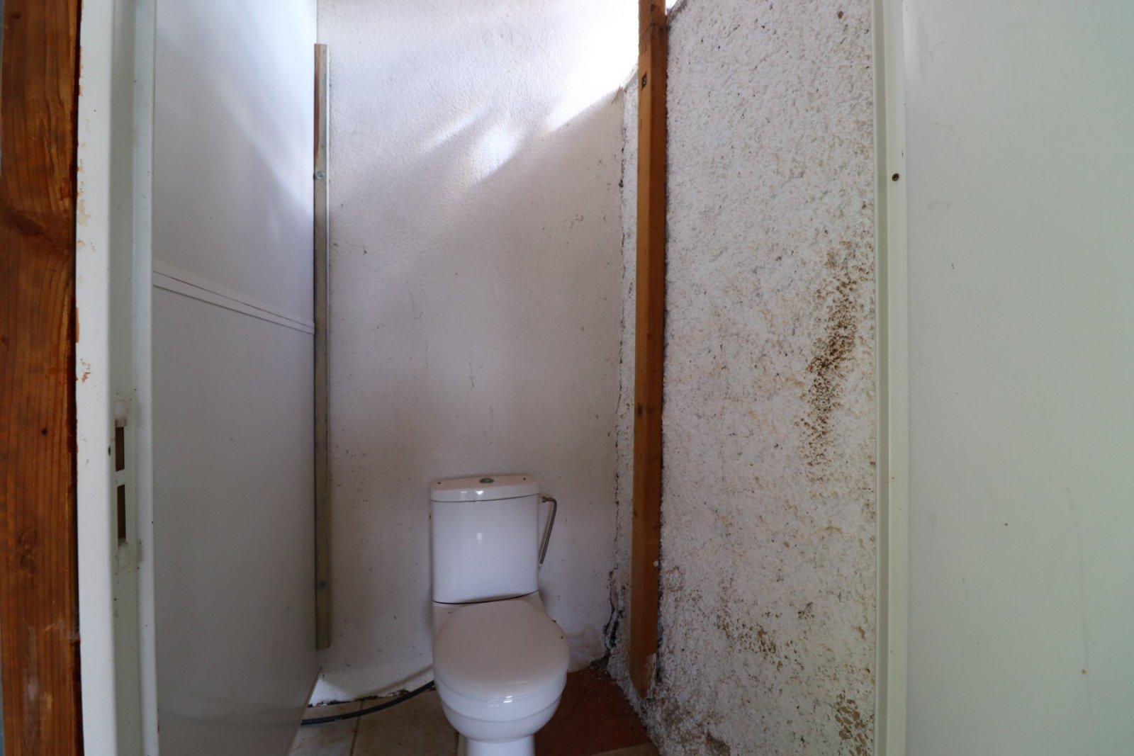 Villa rural independiente de 4 dormitorios y 2 baños con piscina privada en Heredades