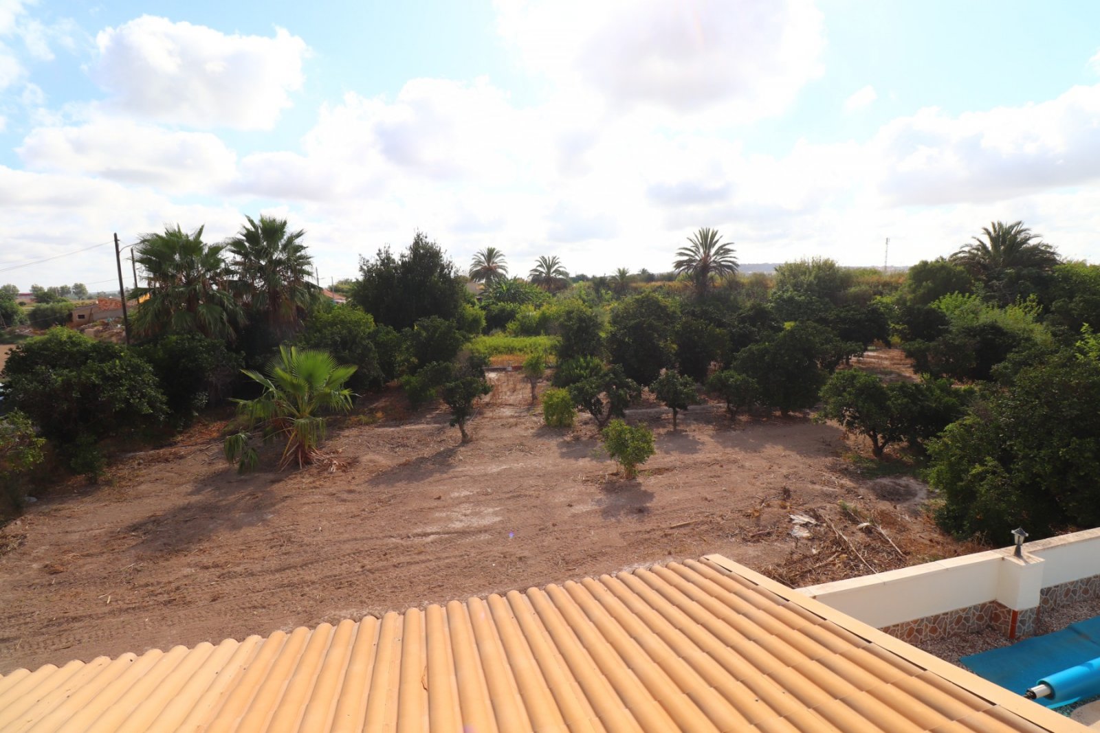 Villa rural independiente de 4 dormitorios y 2 baños con piscina privada en Heredades