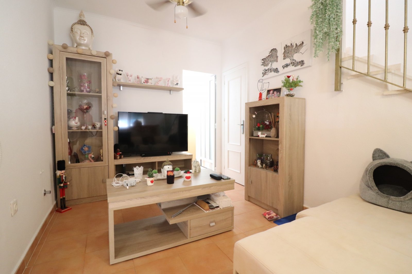 Villa cuádruple de dos dormitorios con orientación sur en Montebello