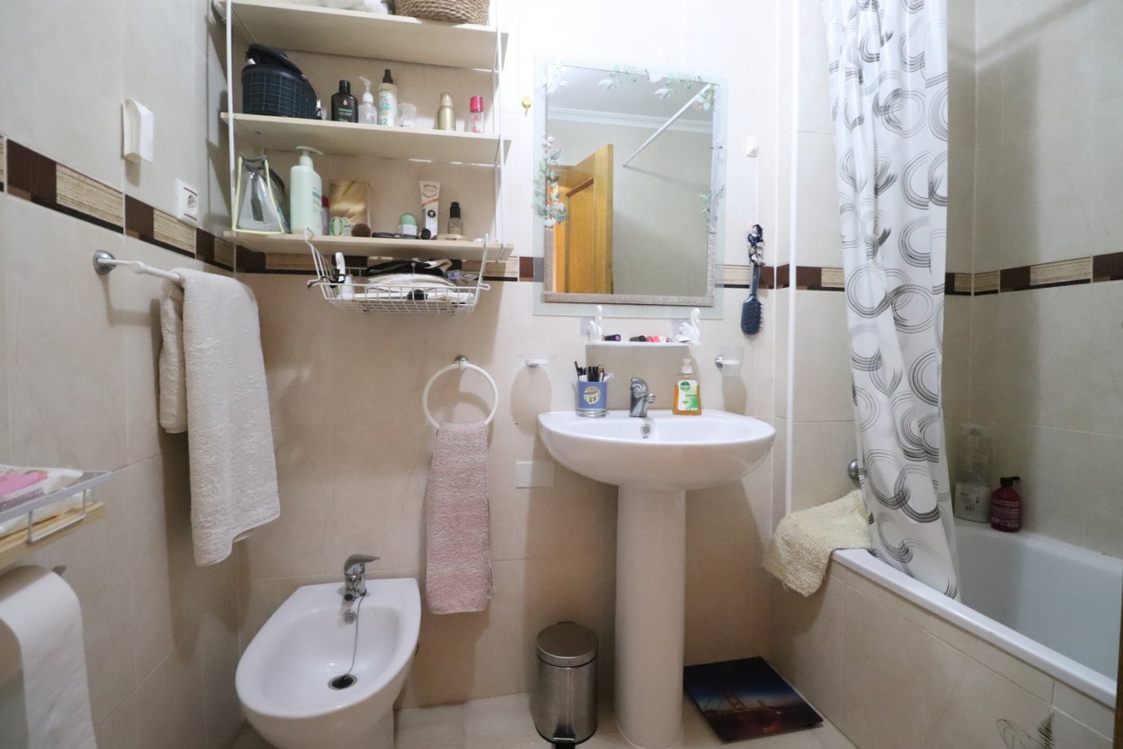 Apartamento de dos dormitorios en planta baja en Los Altos