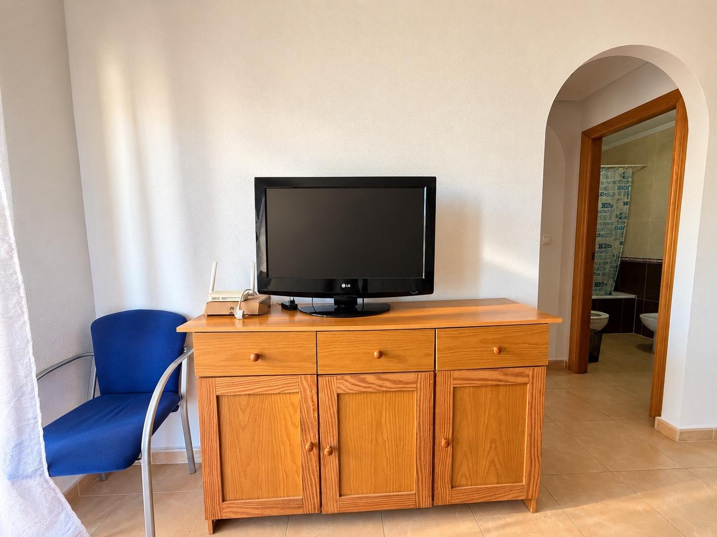 Ático con terraza, solárium privado y vistas despejadas en Torreblanca