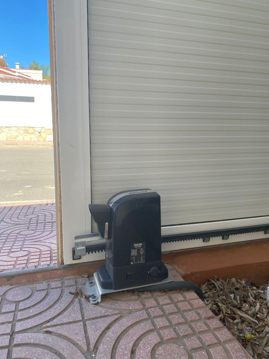 Villa Independiente con Piscina Privada y Solárium en Doña Pepa