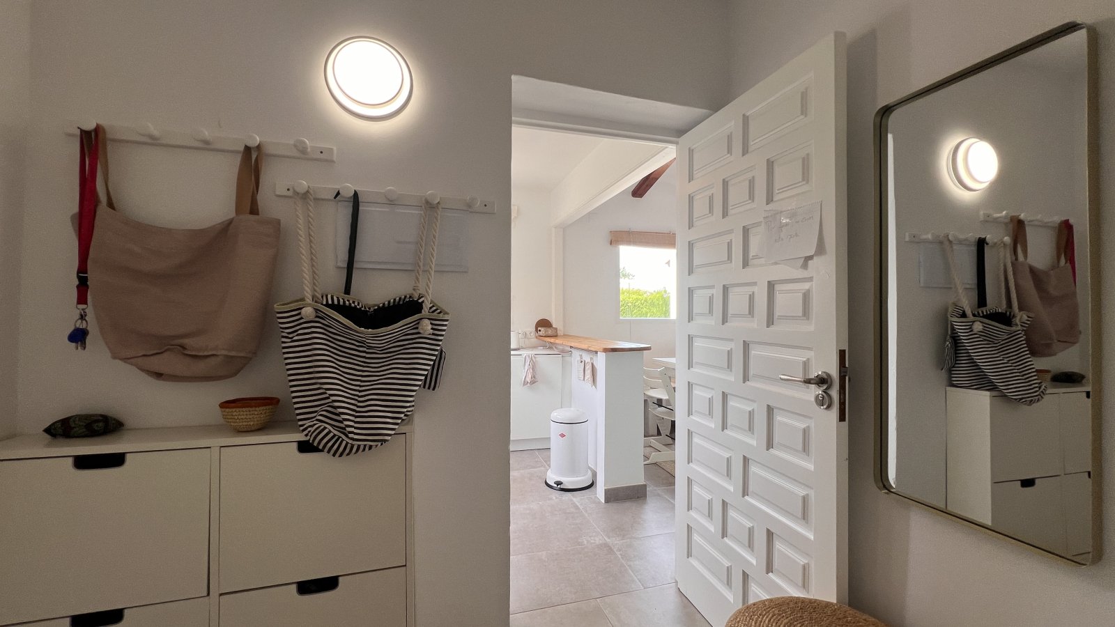 Villa modernizada con piscina y terraza en la azotea en la popular urbanización La Sella – cerca del golf y del mar