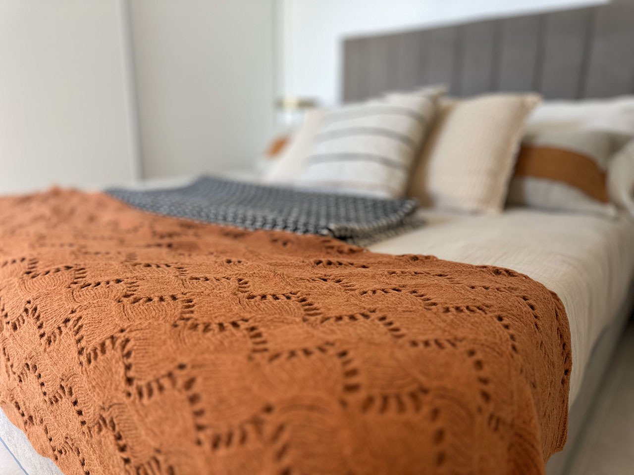 Bungalows bajos de 3 dormitorios y 2 baños con parking privado y piscina comunitaria