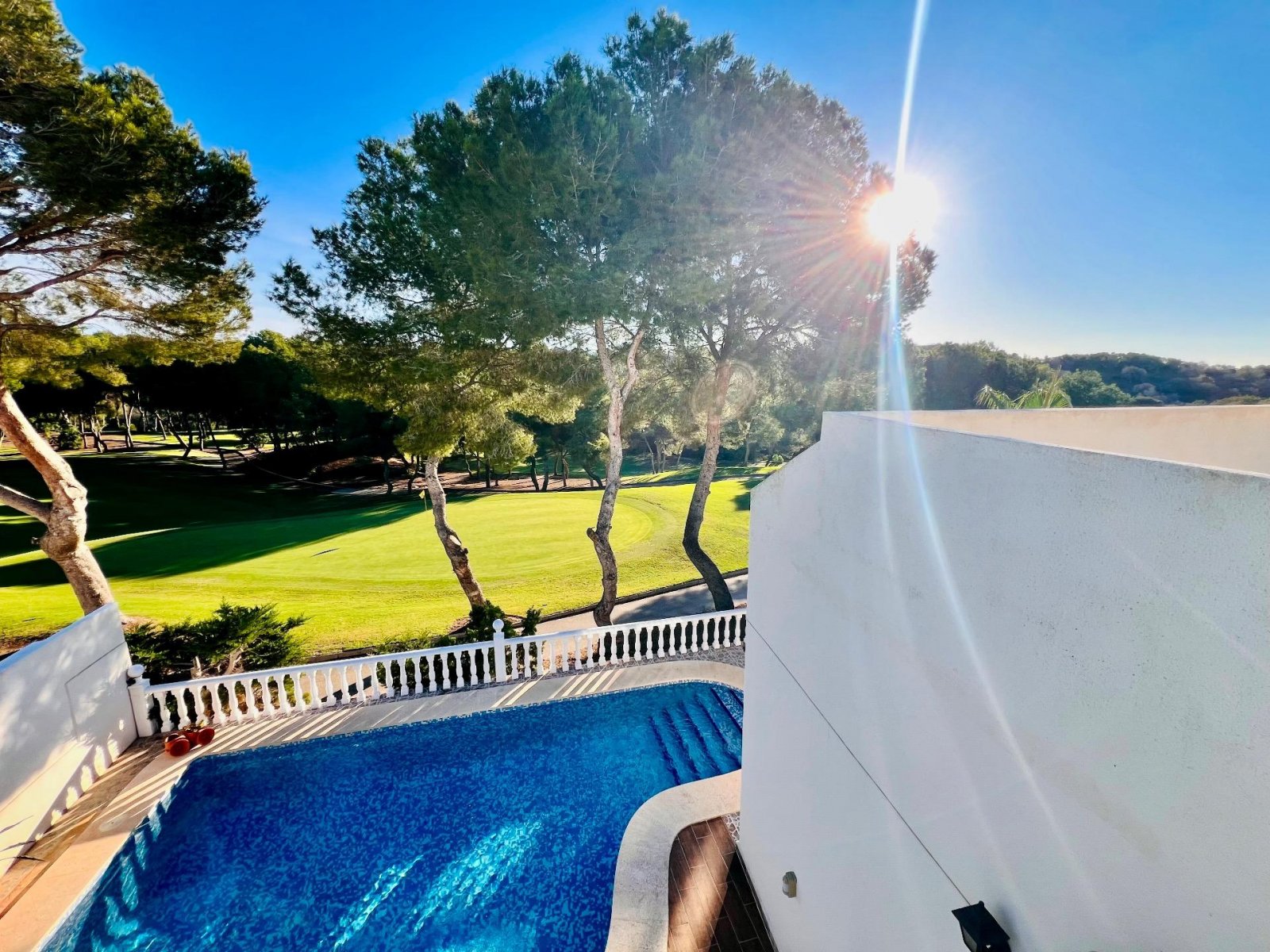 Villa avec piscine privée et vue spectaculaire sur le golf dans Las Ramblas de Campoamor