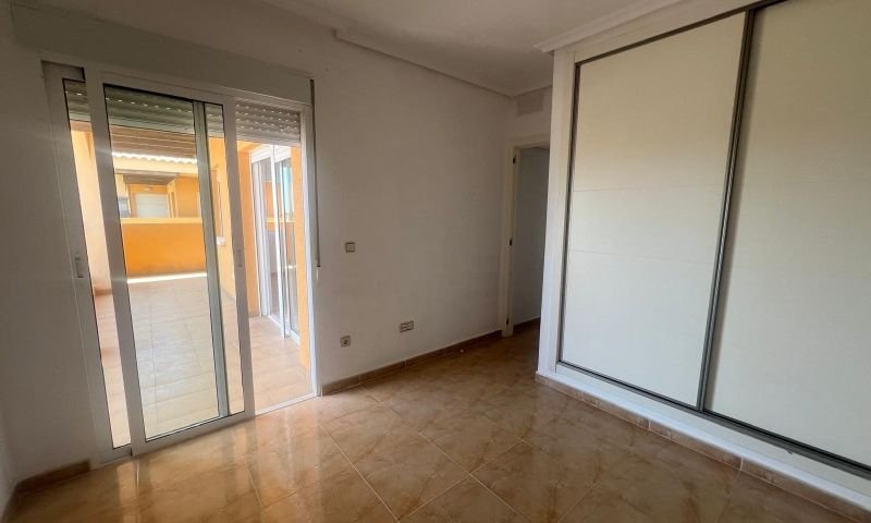 Penthouse-Wohnung mit 2 Schlafzimmern, 2 Bädern und Gemeinschaftspool