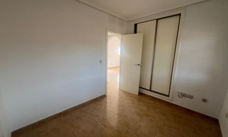Penthouse-Wohnung mit 2 Schlafzimmern, 2 Bädern und Gemeinschaftspool