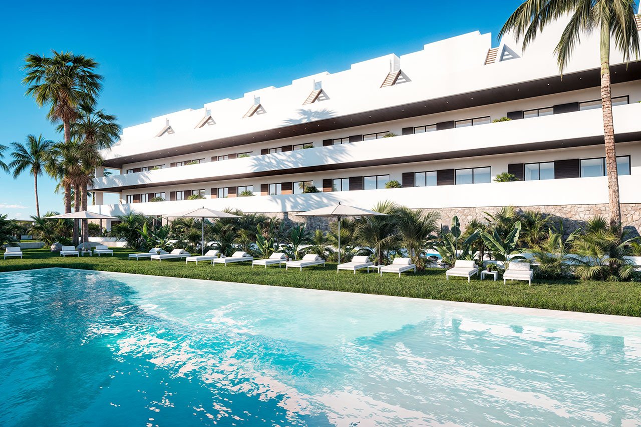 Penthouses de 2 chambres et 2 salles de bains avec terrasse sur le toit, piscines communautaires et vue sur la mer